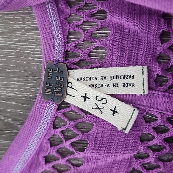 We the Free People Crochet Open Mesh High Low High Neck Tank Top XS - Picture 5 of 7